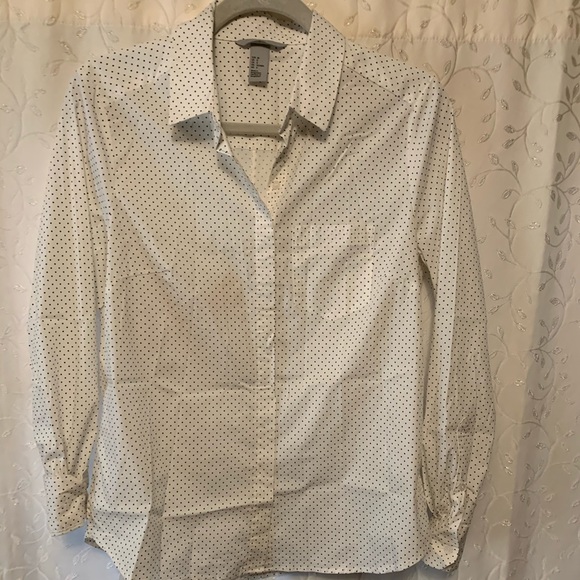 White blouse with black polka dots - Picture 4 of 4